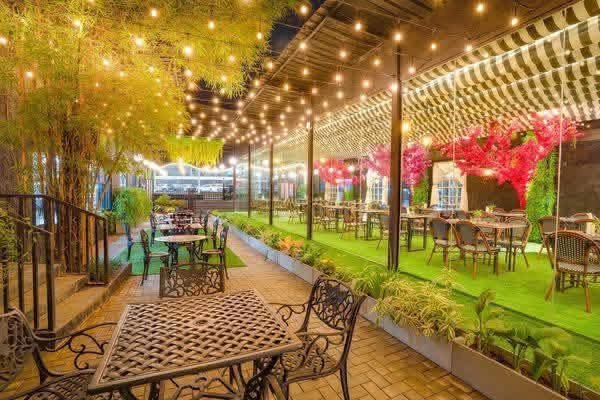 Sundown Majic Corner