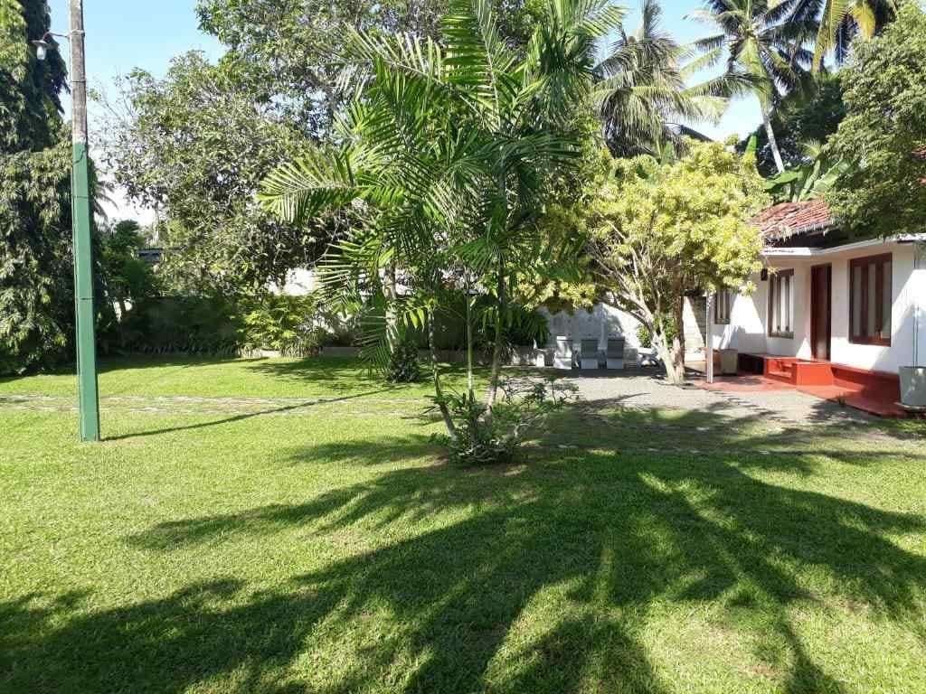 Villa Lagoon edge