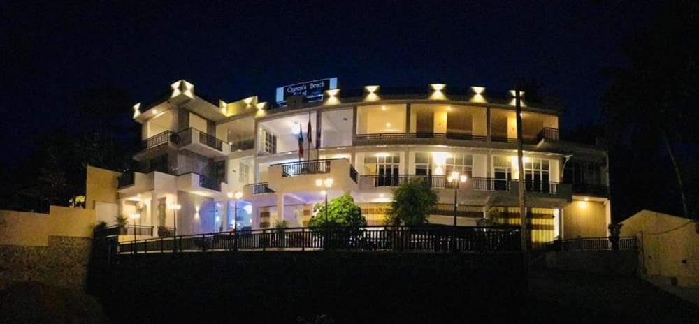 Queens Beach Hotel