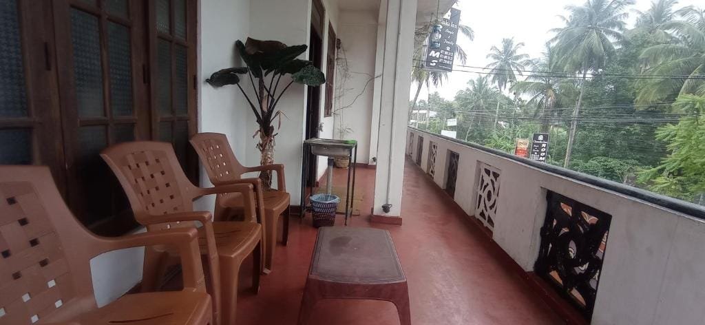 Chanaka Inn New Guest House