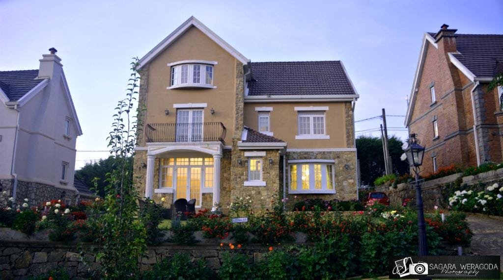 Cheltenham Cottage