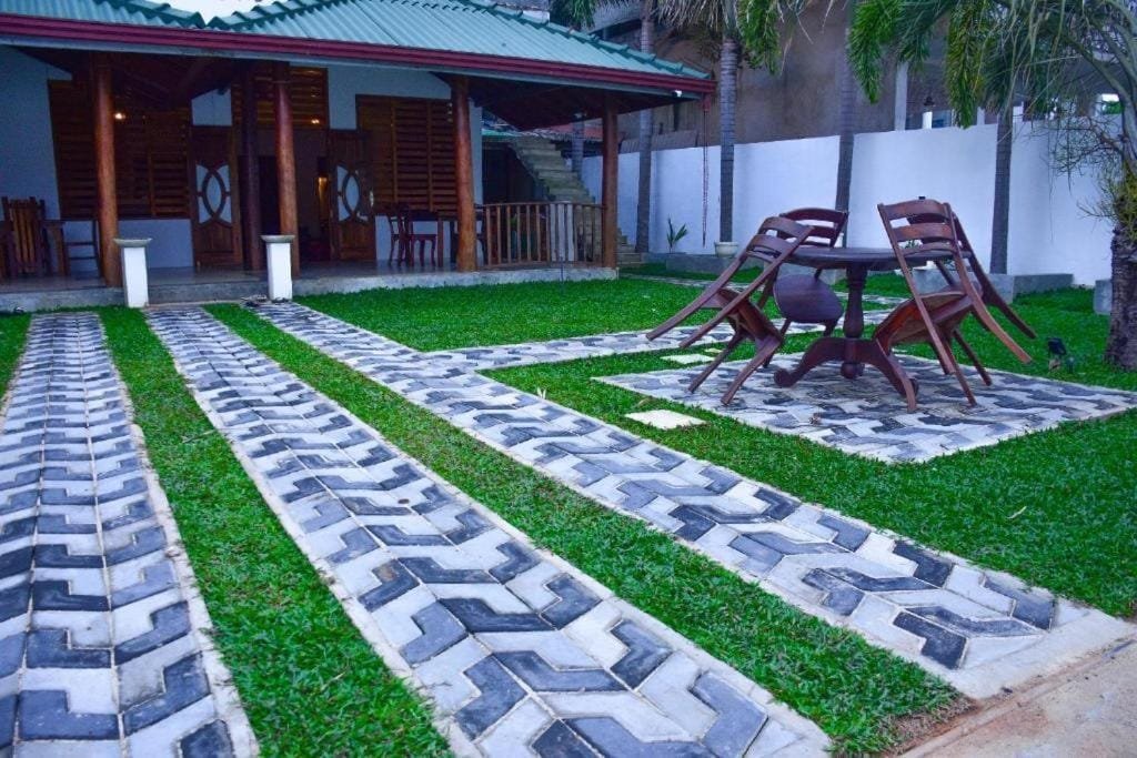 Ocean Gate Villa Tangalle