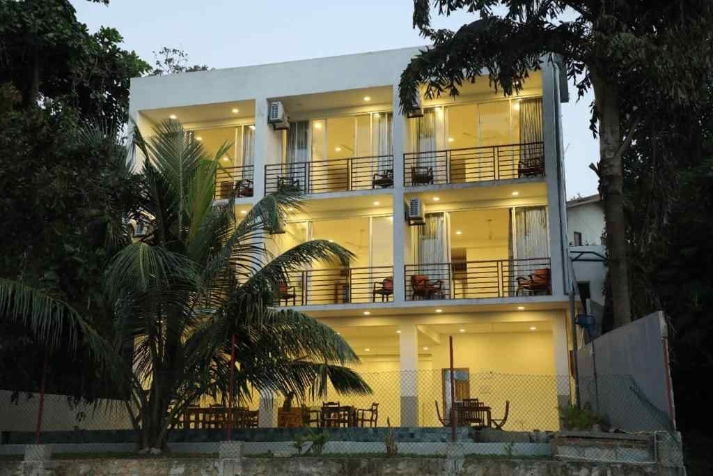 Green Edge Villa