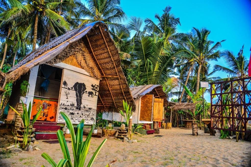 Rosa Shashi Cabanas