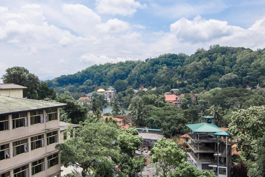 Janora Hills