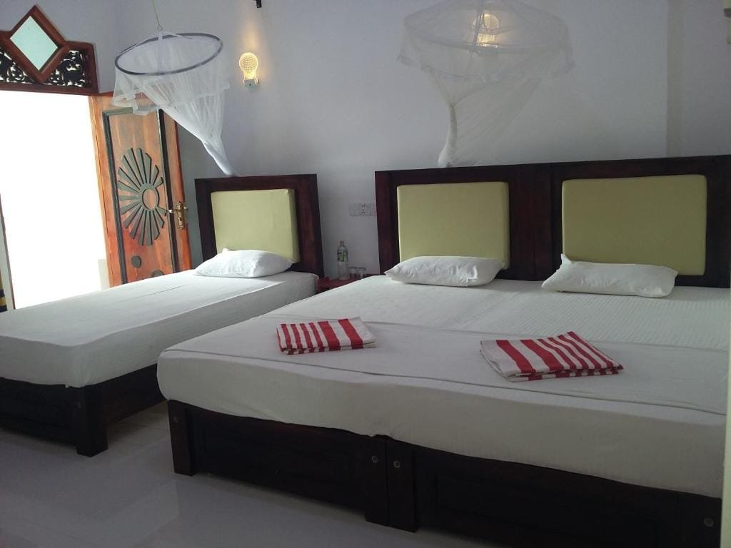 Triple Room